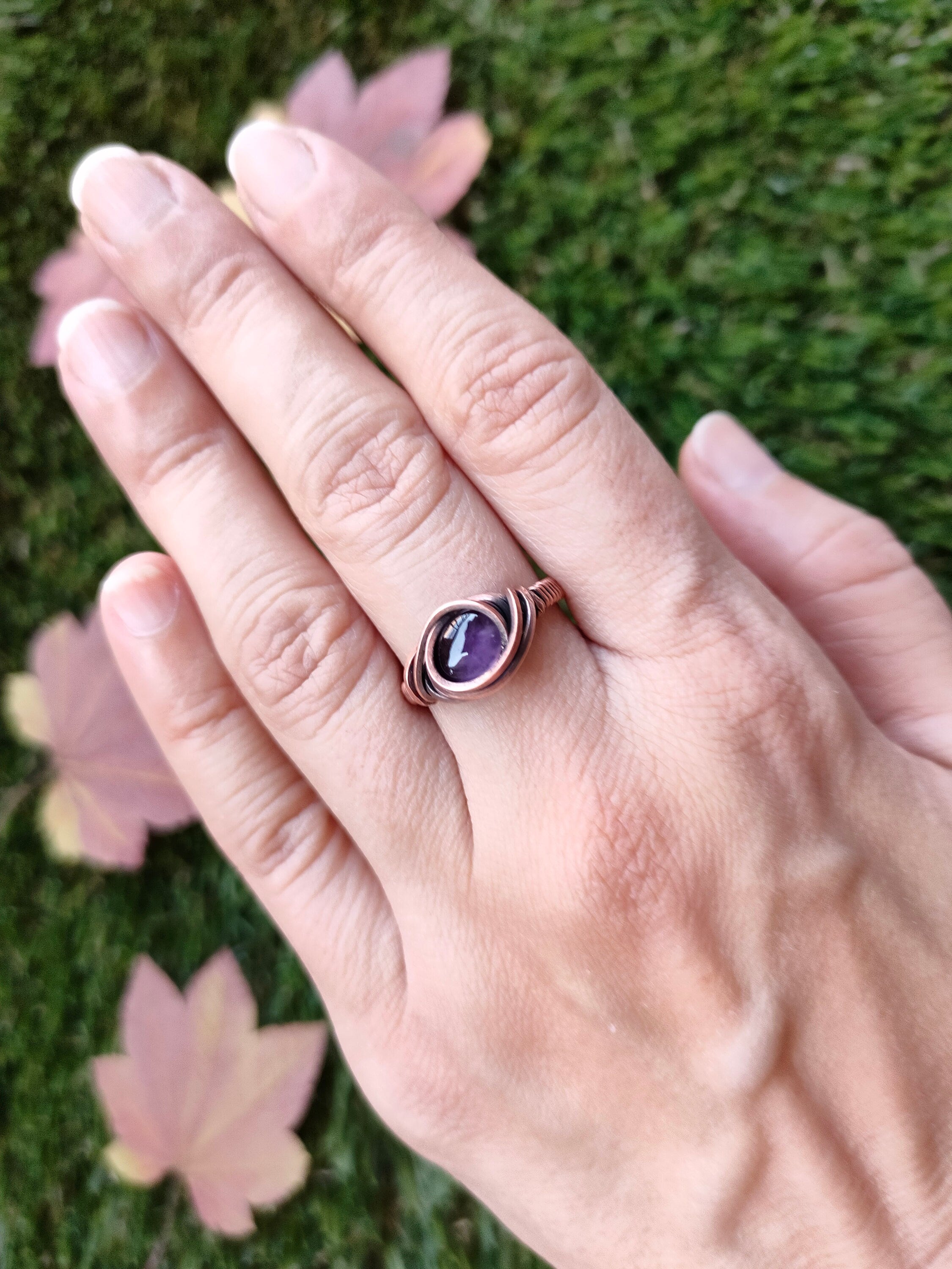 Mini Amethyst Ring| Amethyst Jewelry | Gemstone jewelry | Sci fi Ring| Fantasy jewelry | Amethyst love | Wire Wrapped